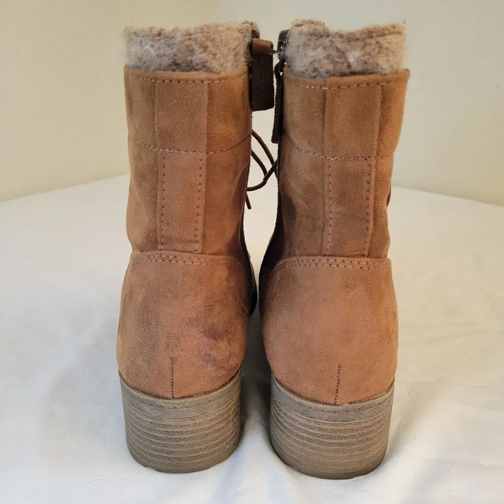 Universal Thread Cognac Faux Suede Lace Up Ankle Boots Wool Blend Trim Brown 9.5